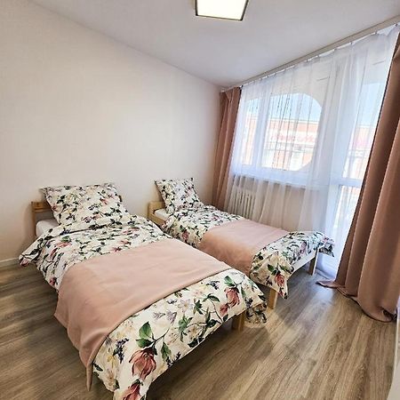 Ferienwohnung Apartament Siodemka Breslau Exterior foto